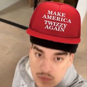 Meet your Posher, Evan